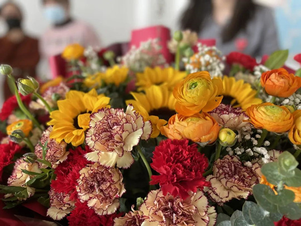 美人如斯，灼灼其華丨致敬泰斯特的巾幗英雄們！